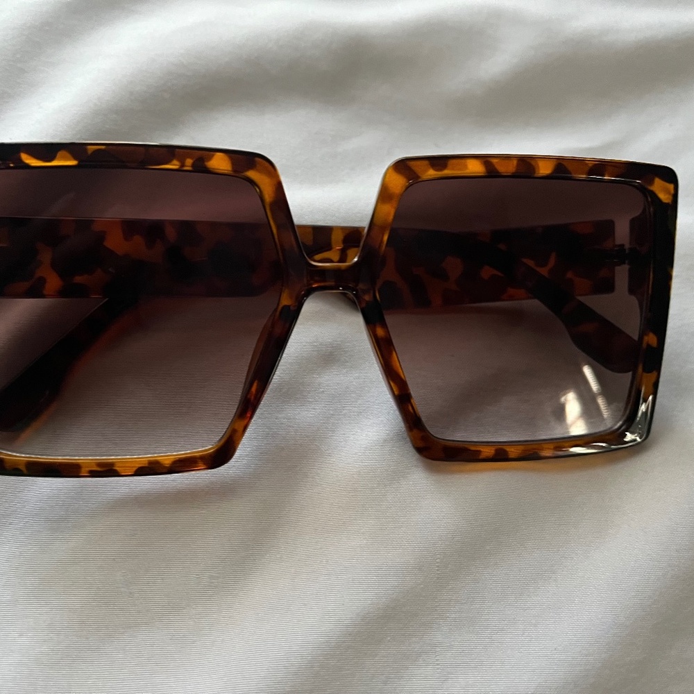 Large Rectangular Sunglasses - image 2
